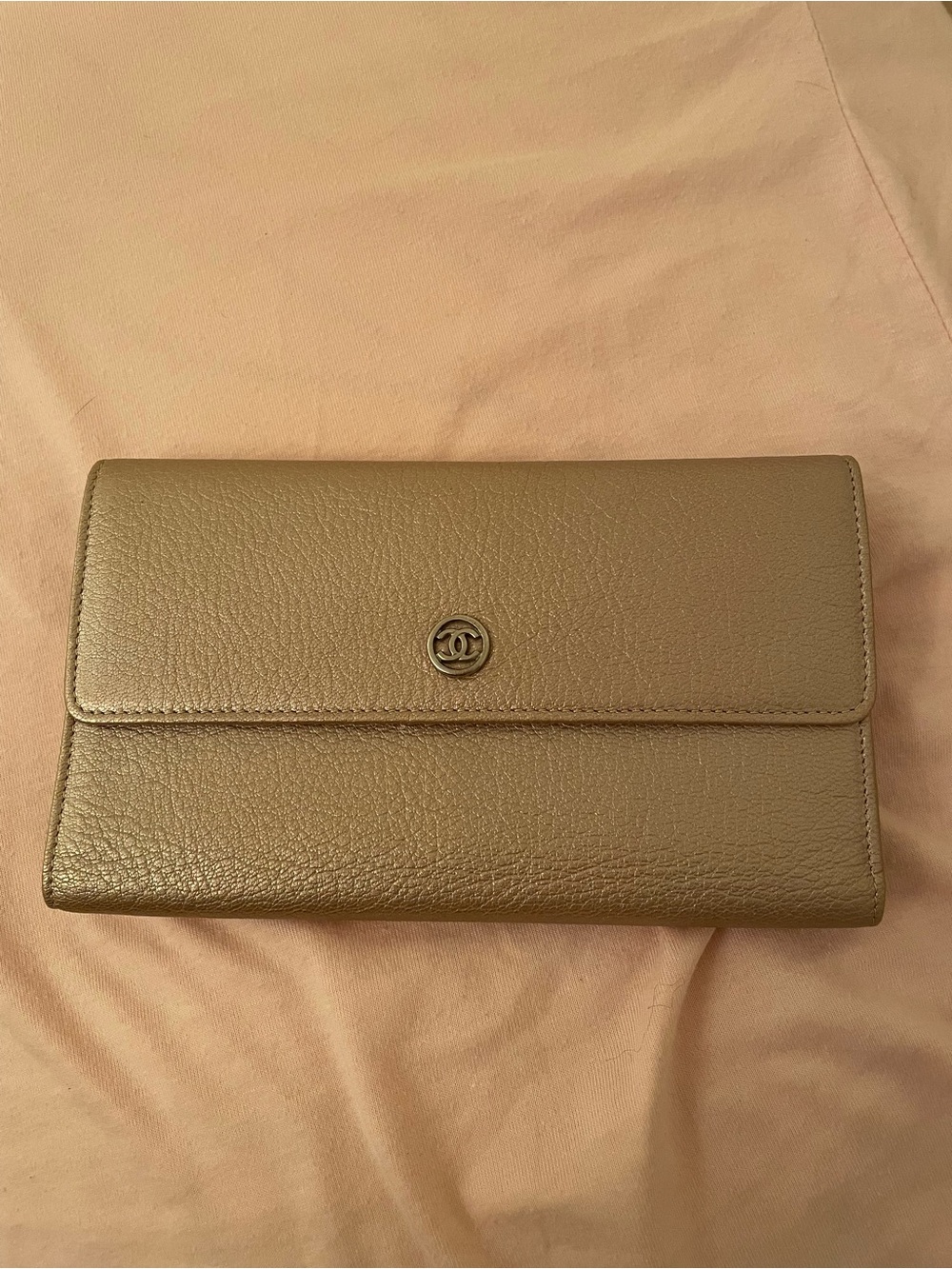 CHANEL Champagne Beige Pebbled Leather Flap Wallet